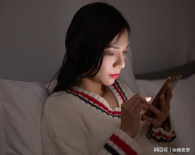 妻子连续3天将月子餐装给老公第4天接到老公情人打来电话：真狠